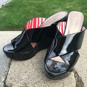BCBG black wedges